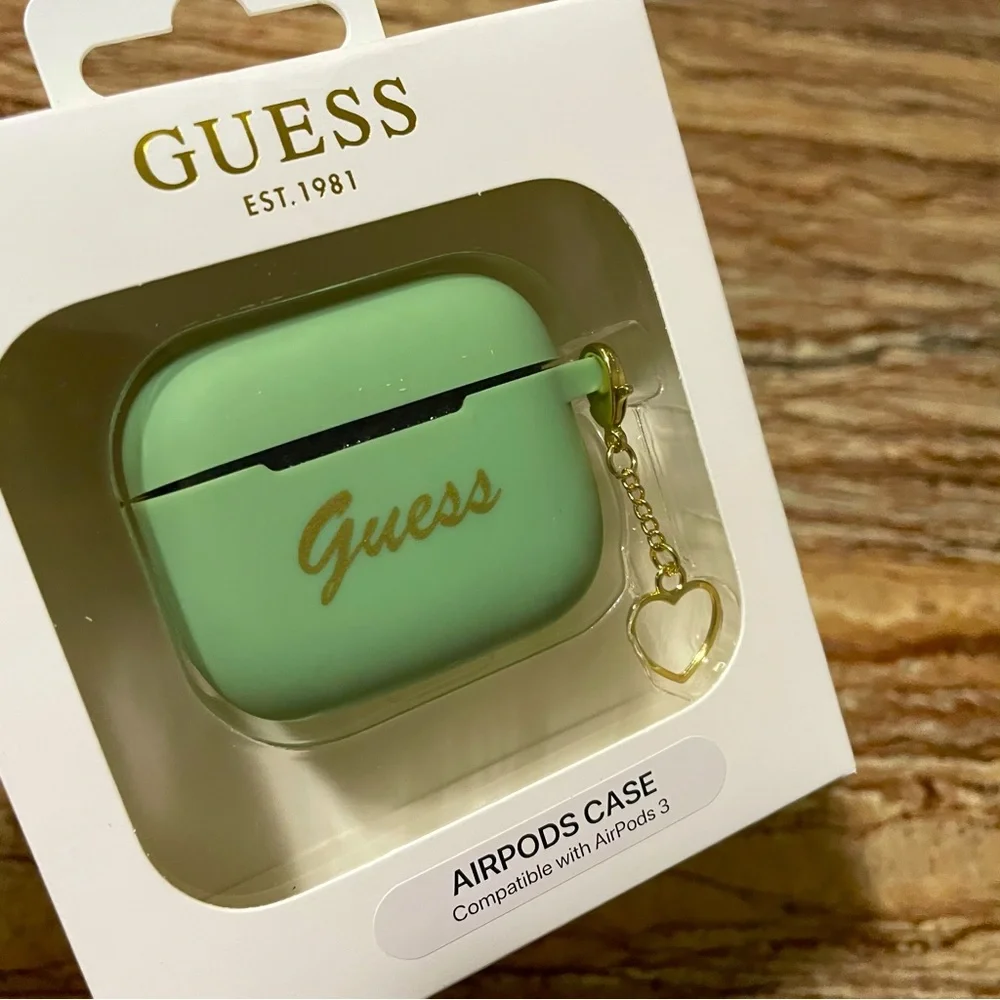 Guess Green AirPods 3 Protective Case Cover NWT